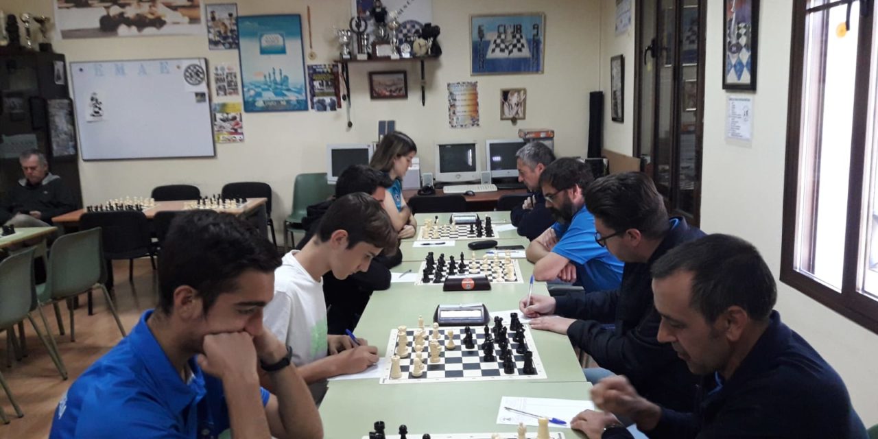 Quinta jornada de la liga provincial de Ajedrez. Ajedrez Estepona “A” vs Chaturanguita Arriate