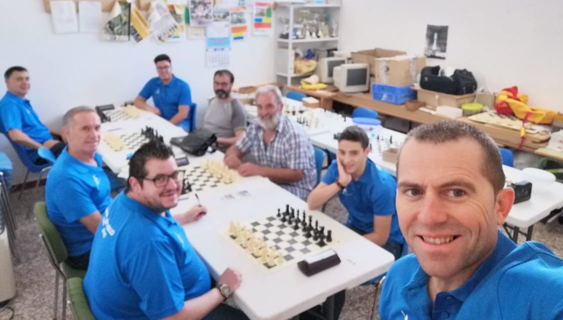 Tercera jornada de la liga provincial de Ajedrez. Chaturanga ADAJ Arriate vs Chaturanguita Arriate